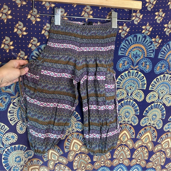 🦋5/20$🦋 purple flowy harem pants - Picture 8 of 10